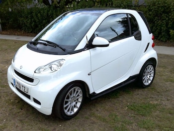 Used smart fortwo 2011 for sale - 75727789: Photo