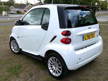 Used smart fortwo 2011 for sale - 75727789: Photo