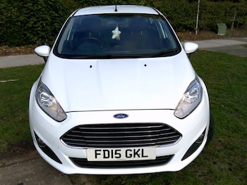 Used Ford Fiesta 2015 for sale - 76045861: Photo