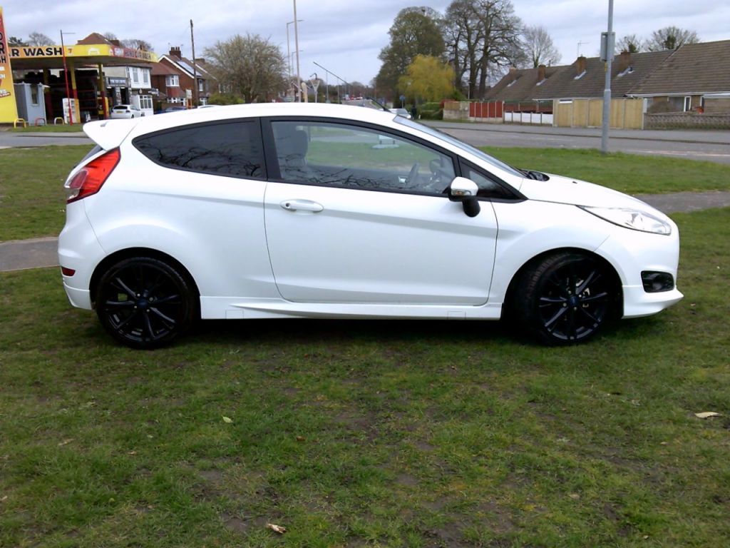 Used Ford Fiesta 2014 for sale - 78061774: Photo 7