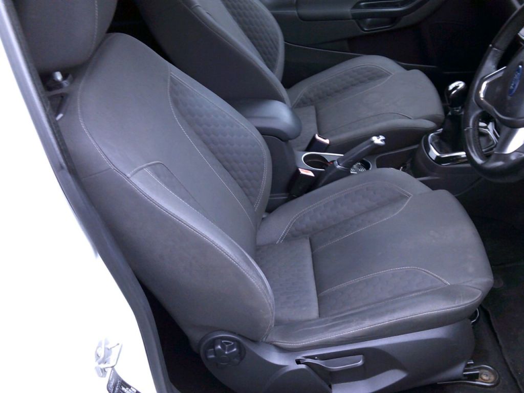 Used Ford Fiesta 2014 for sale - 78061774: Photo 8