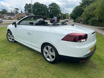 Used Renault Megane 2010 for sale - 78733228: Photo