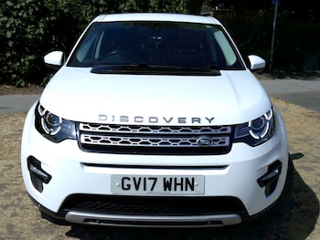 Used Land Rover Discovery Sport 2017 for sale - 79536369: Photo