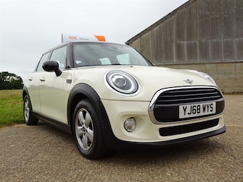Used MINI Hatch 2018 for sale - 78748305: Photo
