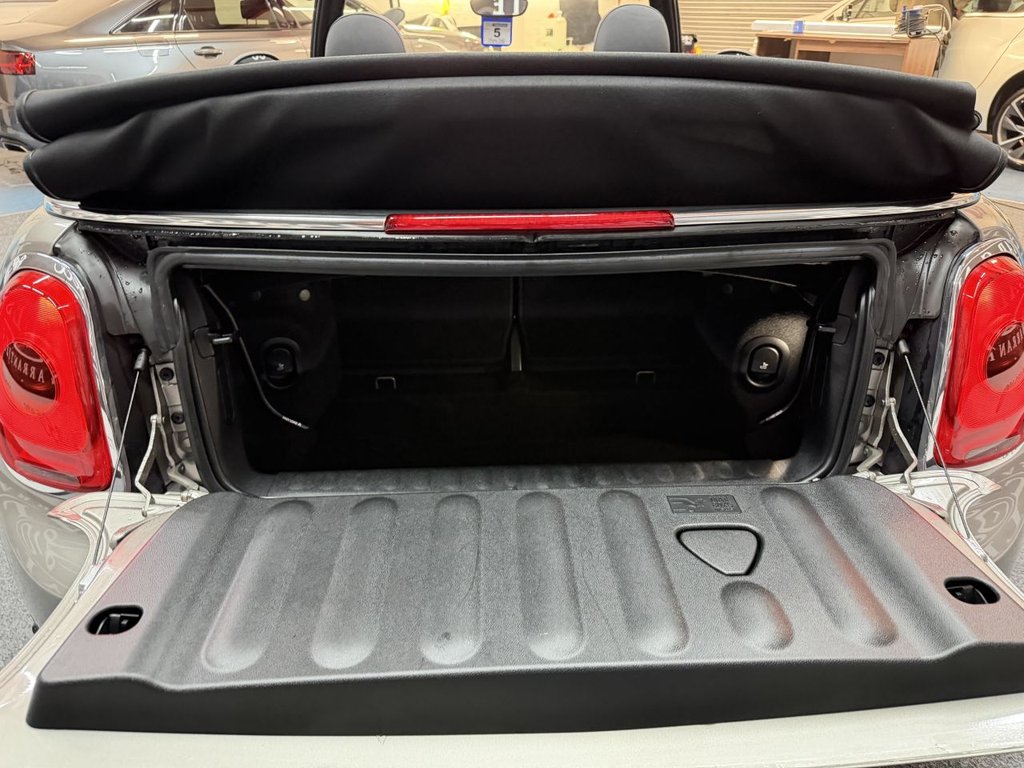 Used MINI Convertible 2017 for sale - 76792086: Photo 19