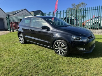 Used Volkswagen Polo 2014 for sale - 76010334: Photo