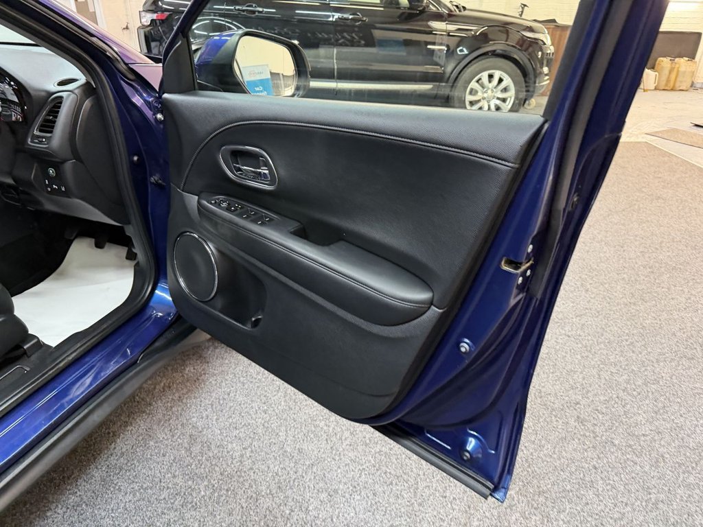 Used Honda HR-V 2018 for sale - 76910459: Photo 20