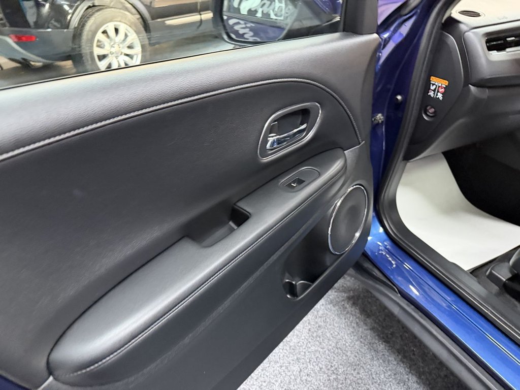 Used Honda HR-V 2018 for sale - 76910459: Photo 28