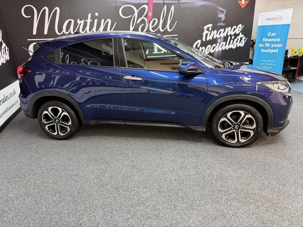 Used Honda HR-V 2018 for sale - 76910459: Photo 3