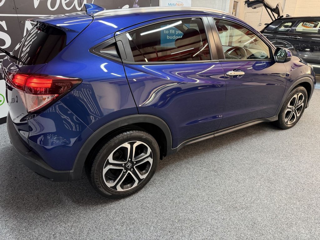 Used Honda HR-V 2018 for sale - 76910459: Photo 4