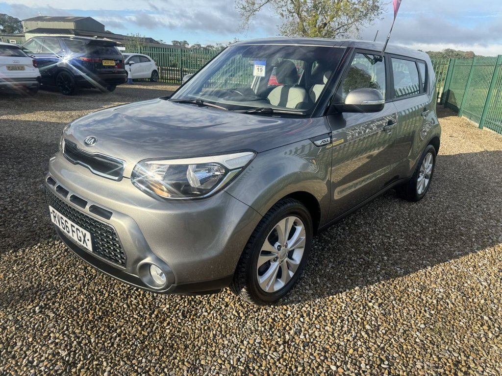 Used Kia Soul 2016 for sale - 76185647: Photo 2