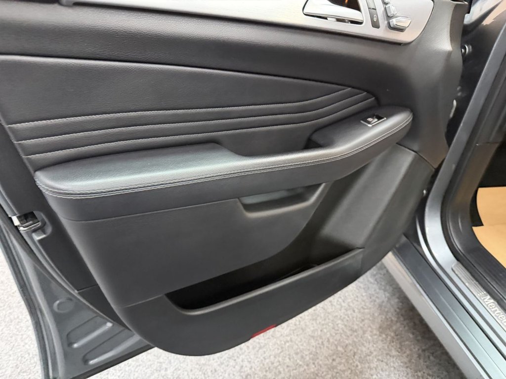 Used Mercedes-Benz GLE 2017 for sale - 76792352: Photo 21