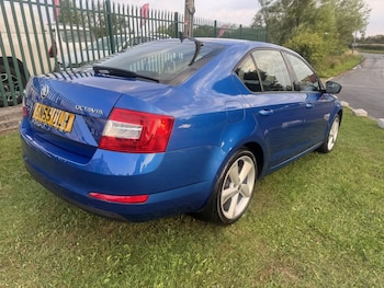 Used Skoda Octavia 2015 for sale - 75444197: Photo
