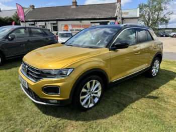 Used Volkswagen T-Roc 2018 for sale - 74947232: Photo