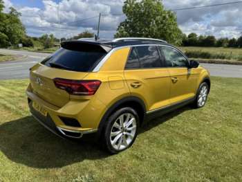 Used Volkswagen T-Roc 2018 for sale - 74947232: Photo