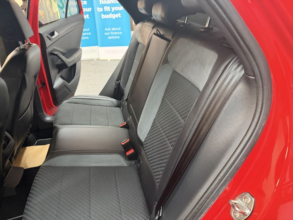 Used Volkswagen T-Roc 2018 for sale - 77383888: Photo 15