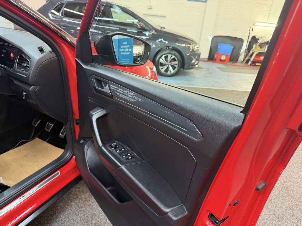 Used Volkswagen T-Roc 2018 for sale - 77383888: Photo 26