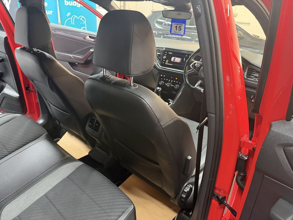 Used Volkswagen T-Roc 2018 for sale - 77383888: Photo 29