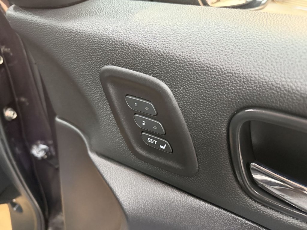 Used Honda CR-V 2017 for sale - 76910472: Photo 26