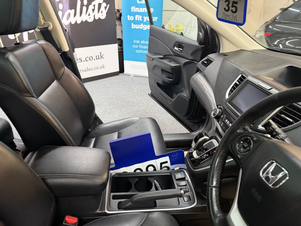 Used Honda CR-V 2017 for sale - 76910472: Photo 34