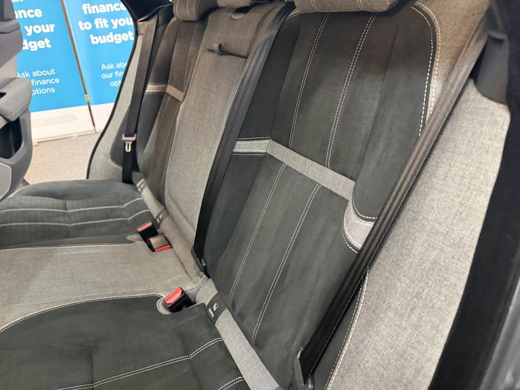 Used Land Rover Range Rover Velar 2017 for sale - 78096103: Photo 16