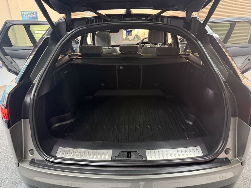 Used Land Rover Range Rover Velar 2017 for sale - 78096103: Photo 17