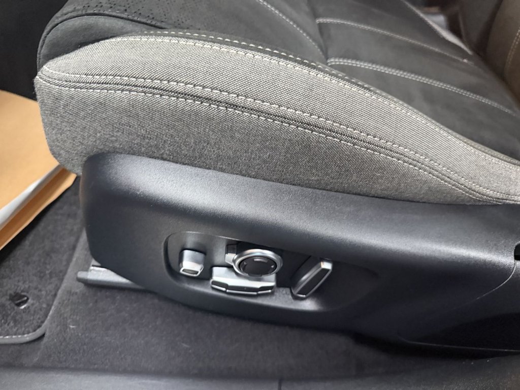 Used Land Rover Range Rover Velar 2017 for sale - 78096103: Photo 35