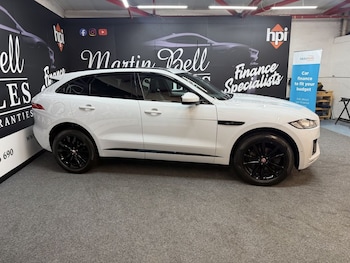 Used Jaguar F-Pace 2019 for sale - 79493516: Photo