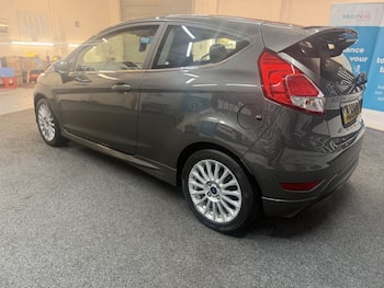 Used Ford Fiesta 2015 for sale - 79828772: Photo
