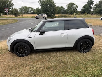 Used MINI Hatch 2018 for sale - 79276559: Photo