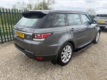 Used Land Rover Range Rover Sport 2016 for sale - 78597886: Photo