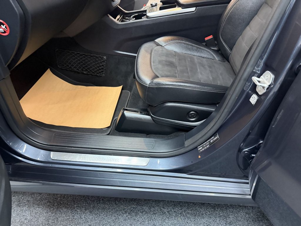 Used Mercedes-Benz M Class 2012 for sale - 76973768: Photo 16