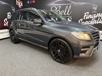 Used Mercedes-Benz M Class 2012 for sale - 76973768: Photo