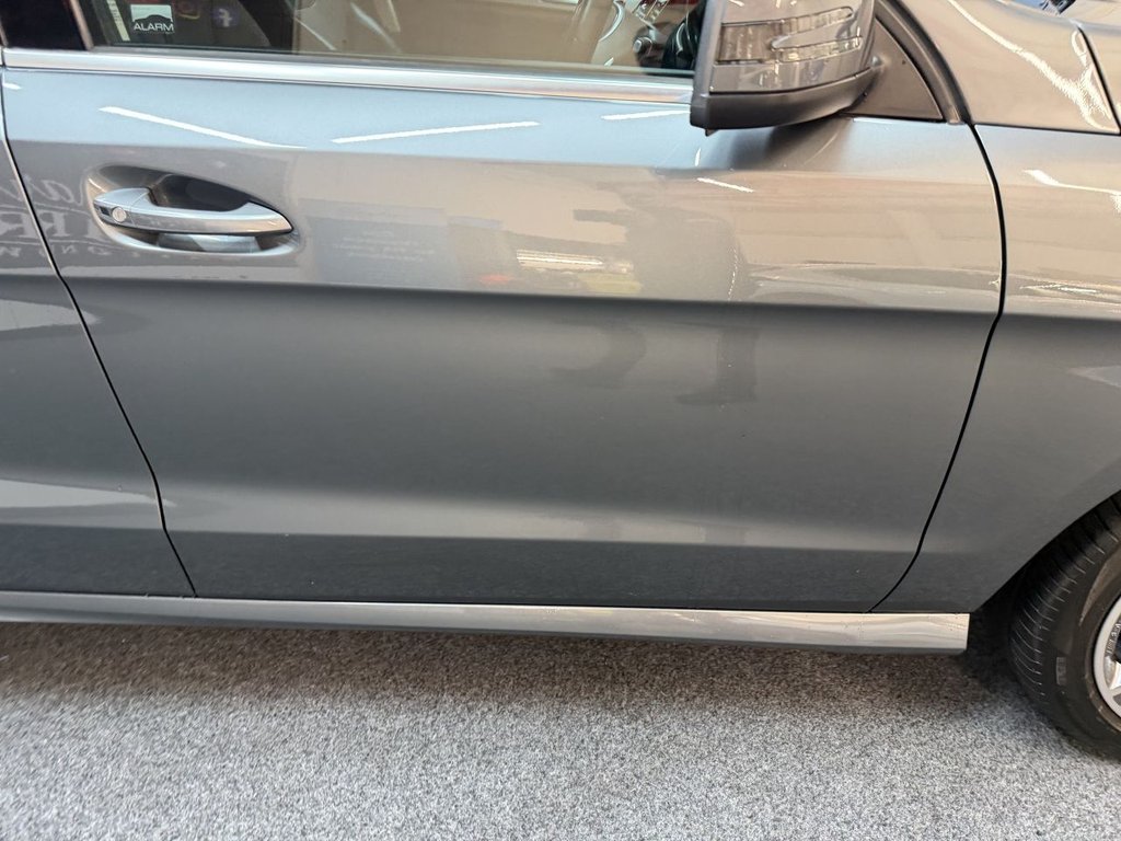 Used Mercedes-Benz GLE 2017 for sale - 76941632: Photo 38