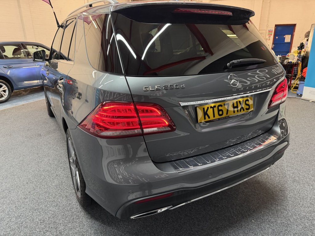 Used Mercedes-Benz GLE 2017 for sale - 76941632: Photo 7