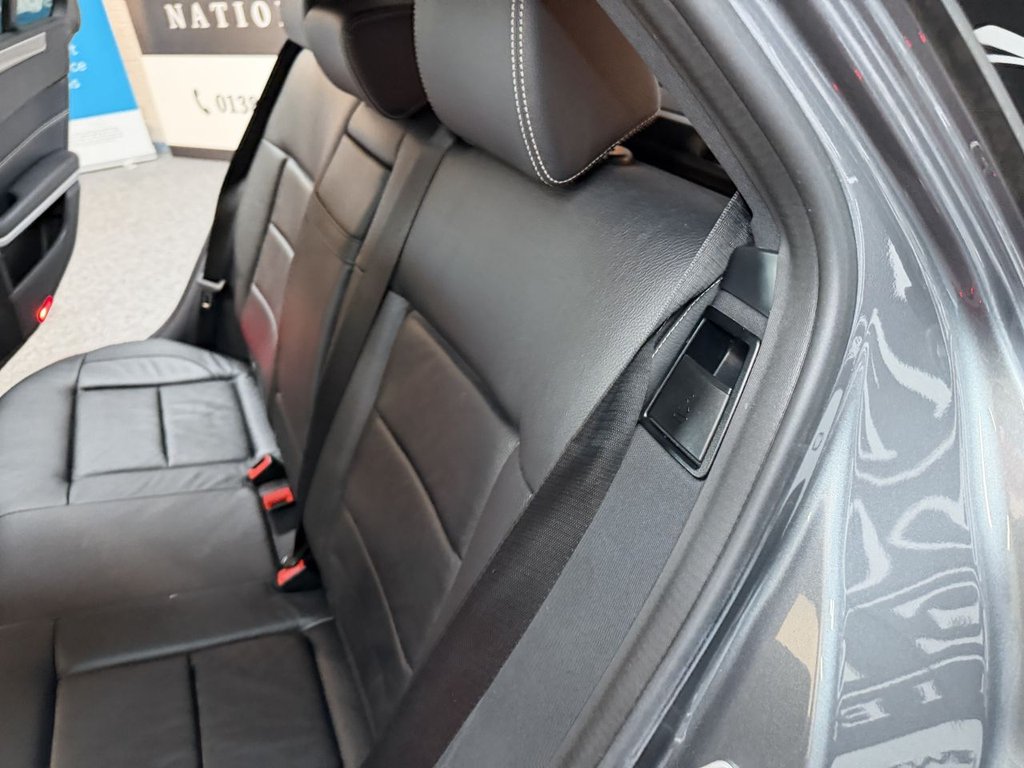 Used Mercedes-Benz E Class 2016 for sale - 76792331: Photo 16