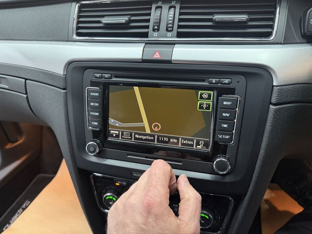 Used Skoda Superb 2014 for sale - 78200703: Photo 23