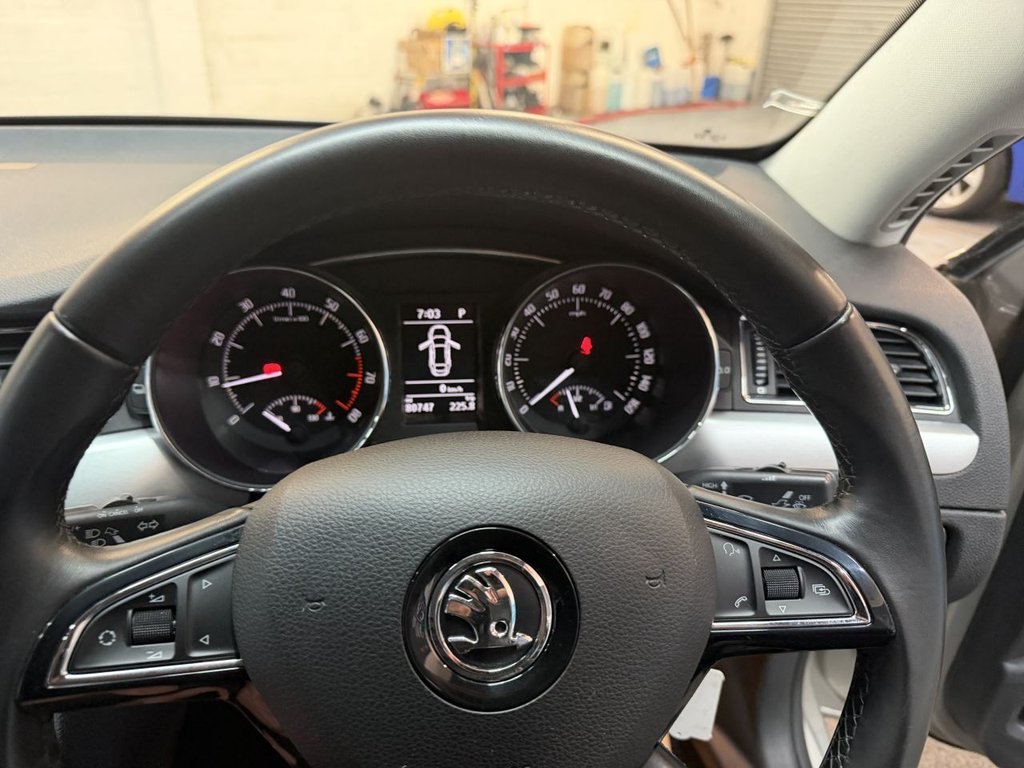 Used Skoda Superb 2014 for sale - 78200703: Photo 24