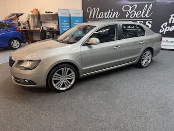 Used Skoda Superb 2014 for sale - 78200703: Photo