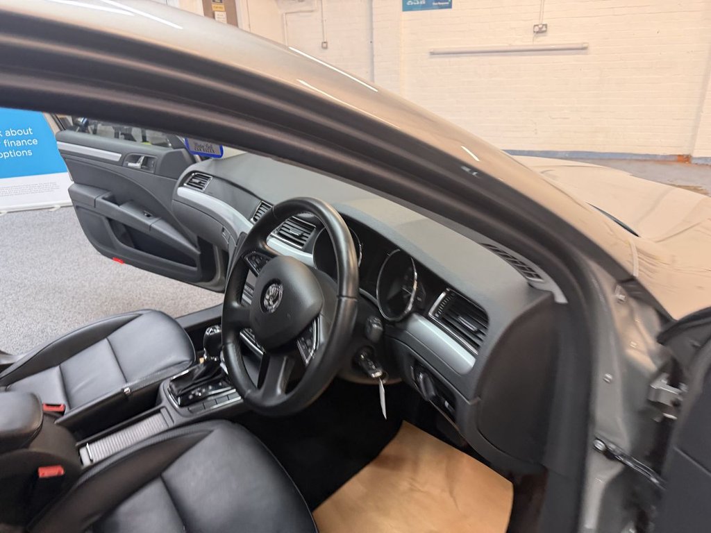 Used Skoda Superb 2014 for sale - 78200703: Photo 36