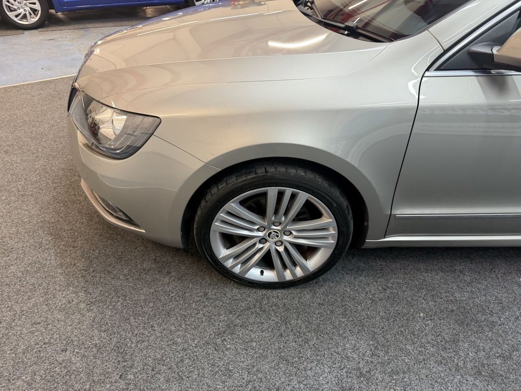Used Skoda Superb 2014 for sale - 78200703: Photo 43