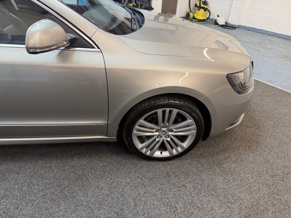 Used Skoda Superb 2014 for sale - 78200703: Photo 45