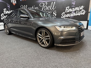 2016 (16) - 2.0 TDI Ultra Black Edition 4dr