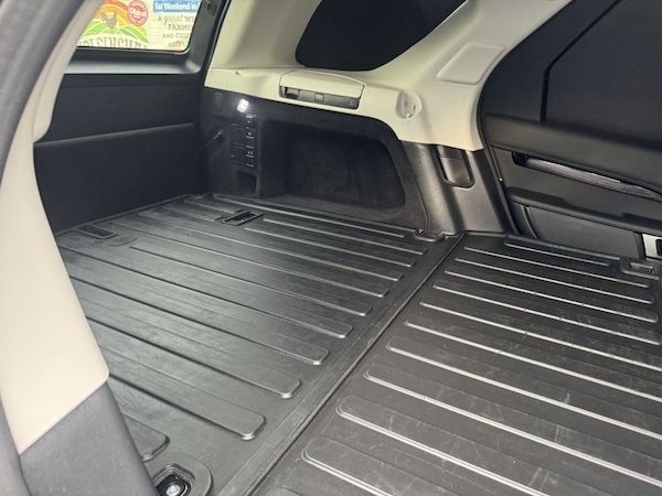Used Land Rover Discovery 2022 for sale - 75716045: Photo 26