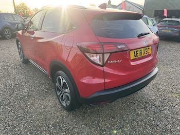 Used Honda HR-V 2018 for sale - 76367724: Photo