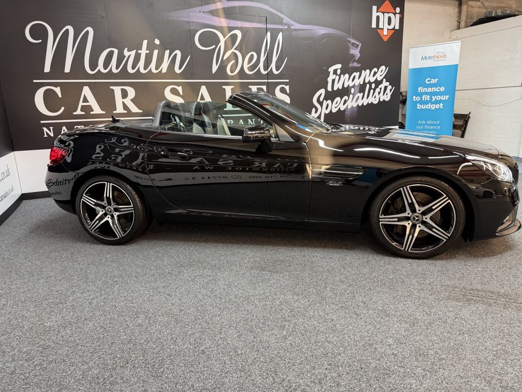 Used Mercedes-Benz SLC 2020 for sale - 76792187: Photo 2