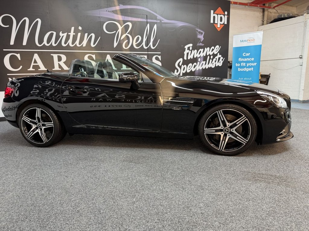 Used Mercedes-Benz SLC 2020 for sale - 76792187: Photo 3