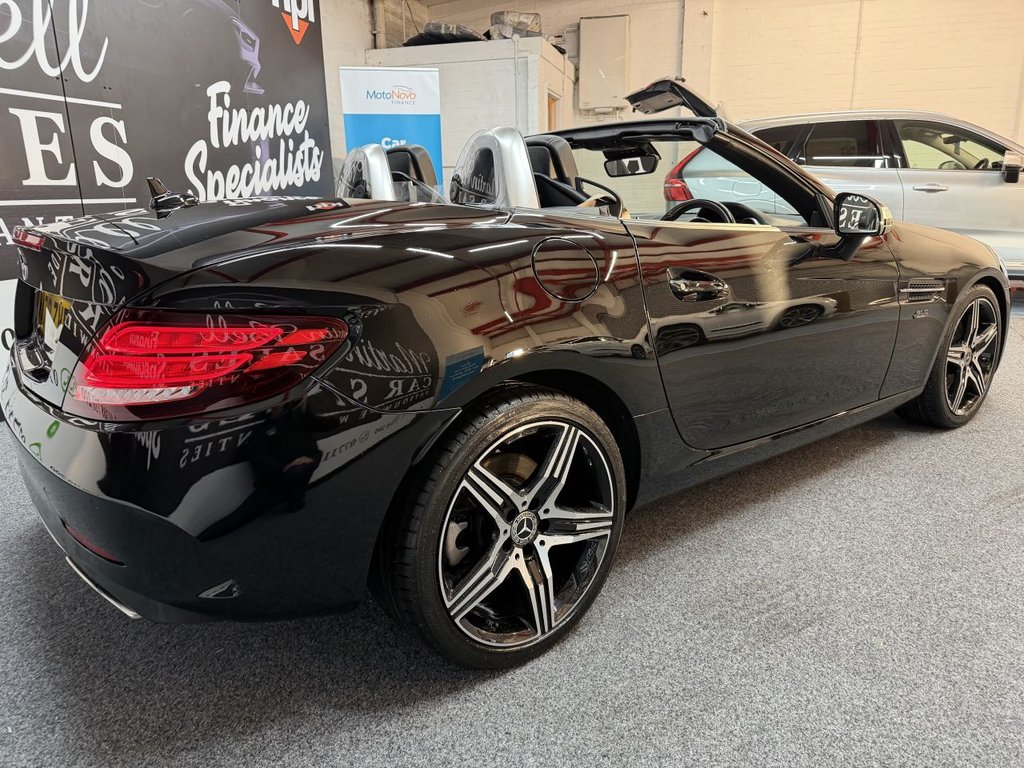 Used Mercedes-Benz SLC 2020 for sale - 76792187: Photo 9
