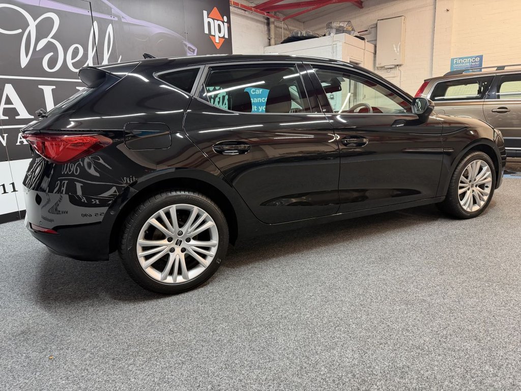 Used SEAT Leon 2021 for sale - 77153896: Photo 2