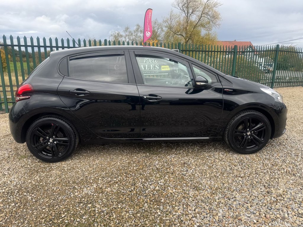 Used Peugeot 208 2019 for sale - 76333672: Photo 6